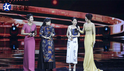 新城注册集成灶带你回顾上合电影节：周迅封后