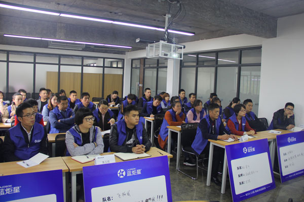 杏盛平台集成灶