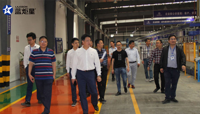 热烈欢迎嵊州市副市长史向俊调研新城注册集成灶!