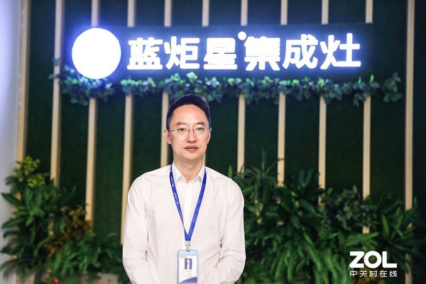 杏盛平台电器董事长钱松良先生