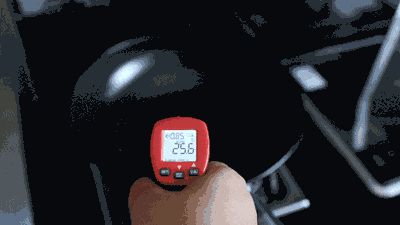 15秒锅底温度从25℃升高到102℃(视频四倍速)