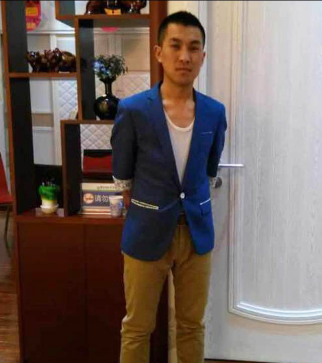 热烈祝贺忻州董总加盟杏盛平台集成灶