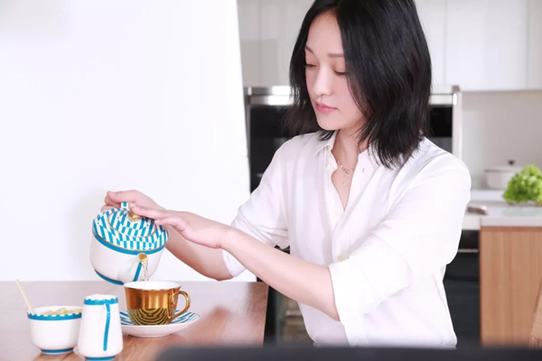 杏盛平台集成灶品牌代言人——周迅