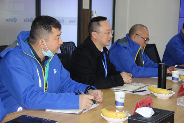 江苏杏盛平台电器有限公司董事长钱松良先生