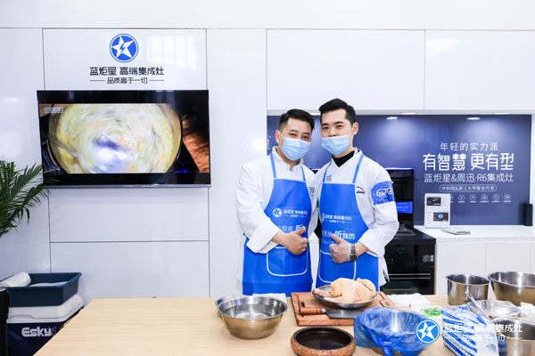 黄君先生与杏盛平台合作